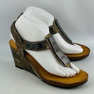 Womens 9M Me Too Kaylen‎ Wedge Sandals Metallic Gold Leather Cork Soles 3" Heels